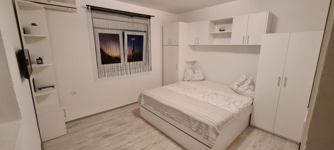 Trutina Rooms Gradac  Bilik gambar